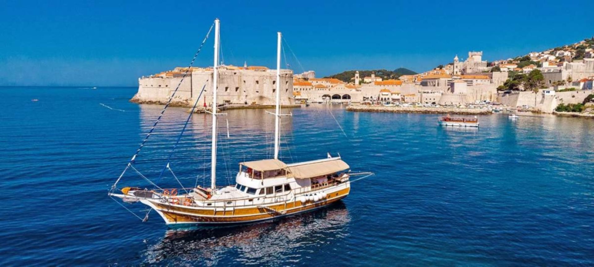 Gulet Charter in Croatia, Private Gulet Charter Dubrovnik to Split